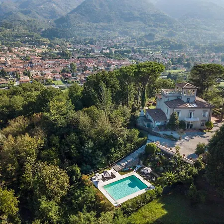 Onirica Villa Camaiore